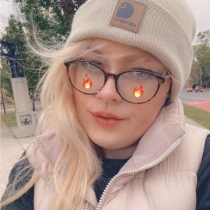 Meet your Posher, Mary kate